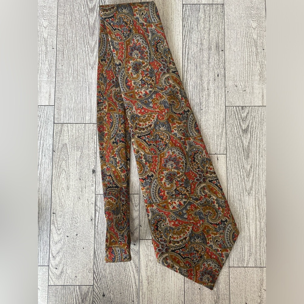 Vintage‎ Jean Patou Men’s Tie 100% Silk Made In France Paisley Pattern